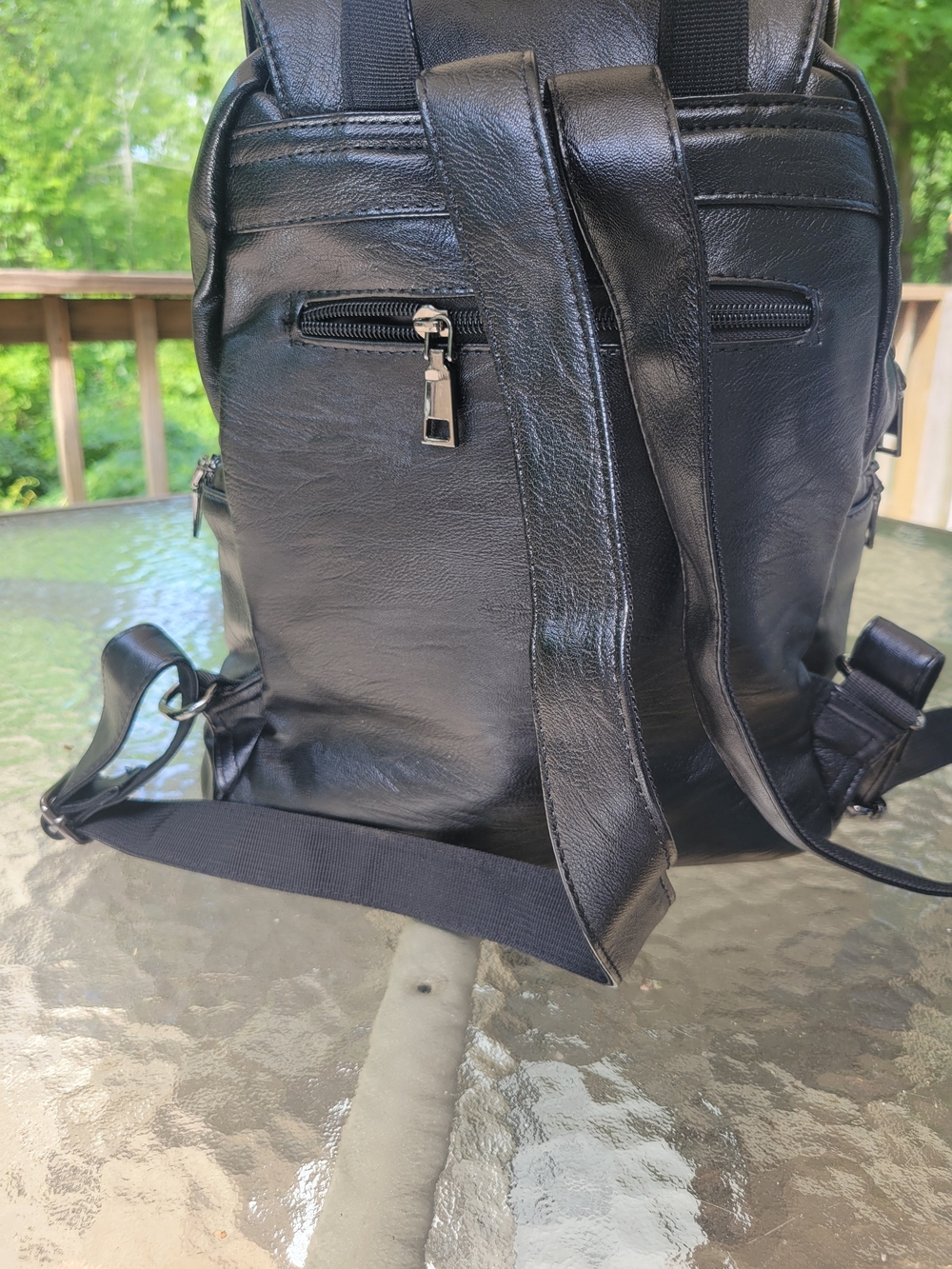 Vintage Black Leather Backpack Handbag with Zipper Pockets - Picture 4 of 8